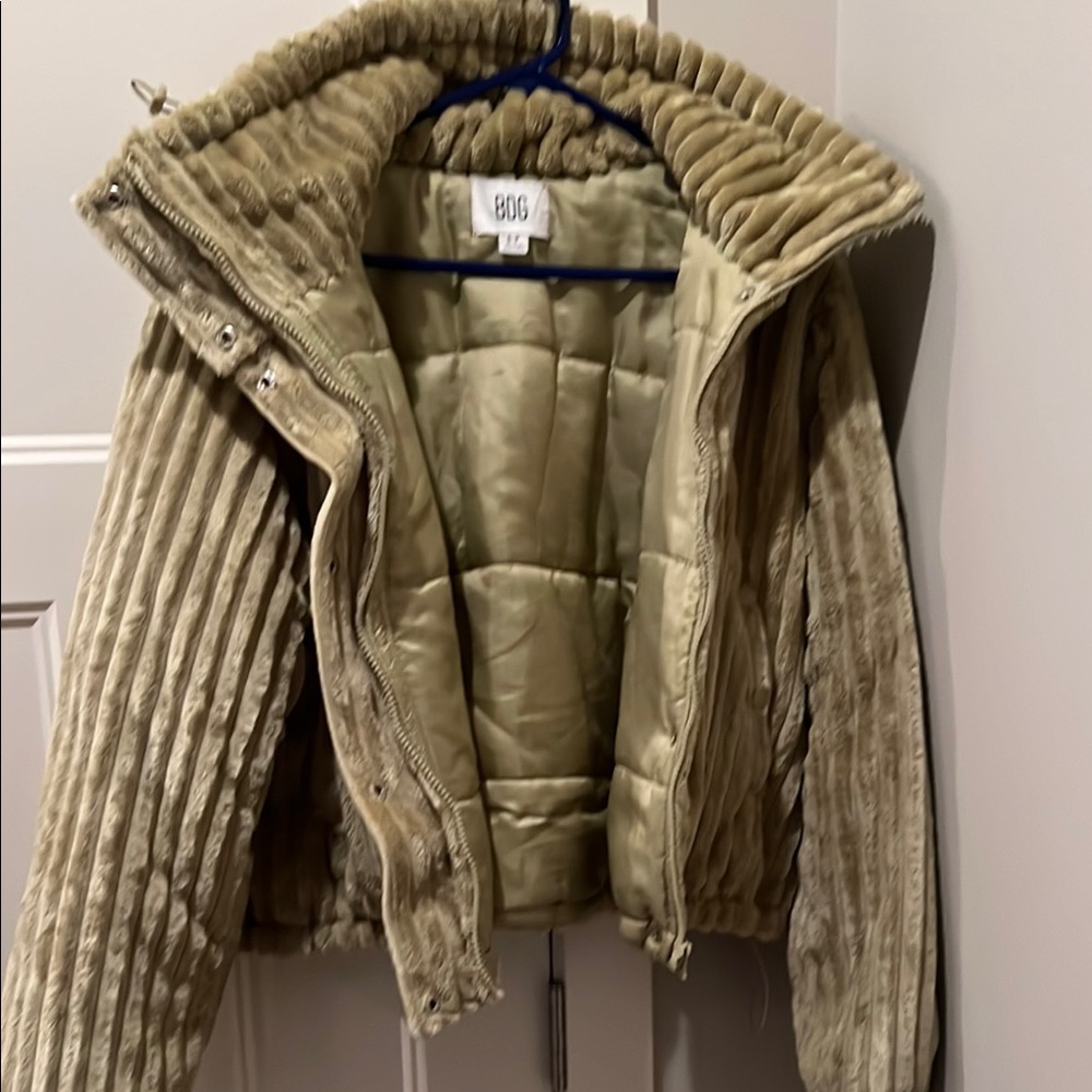 Pale Green Ribbed Faux Fur Jacket - Picture 4 of 6